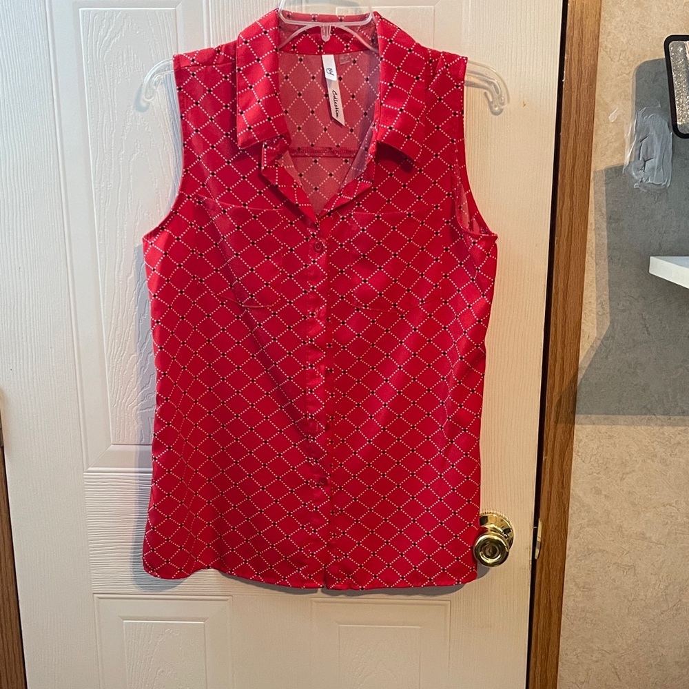Red Sleeveless Button-Up Top